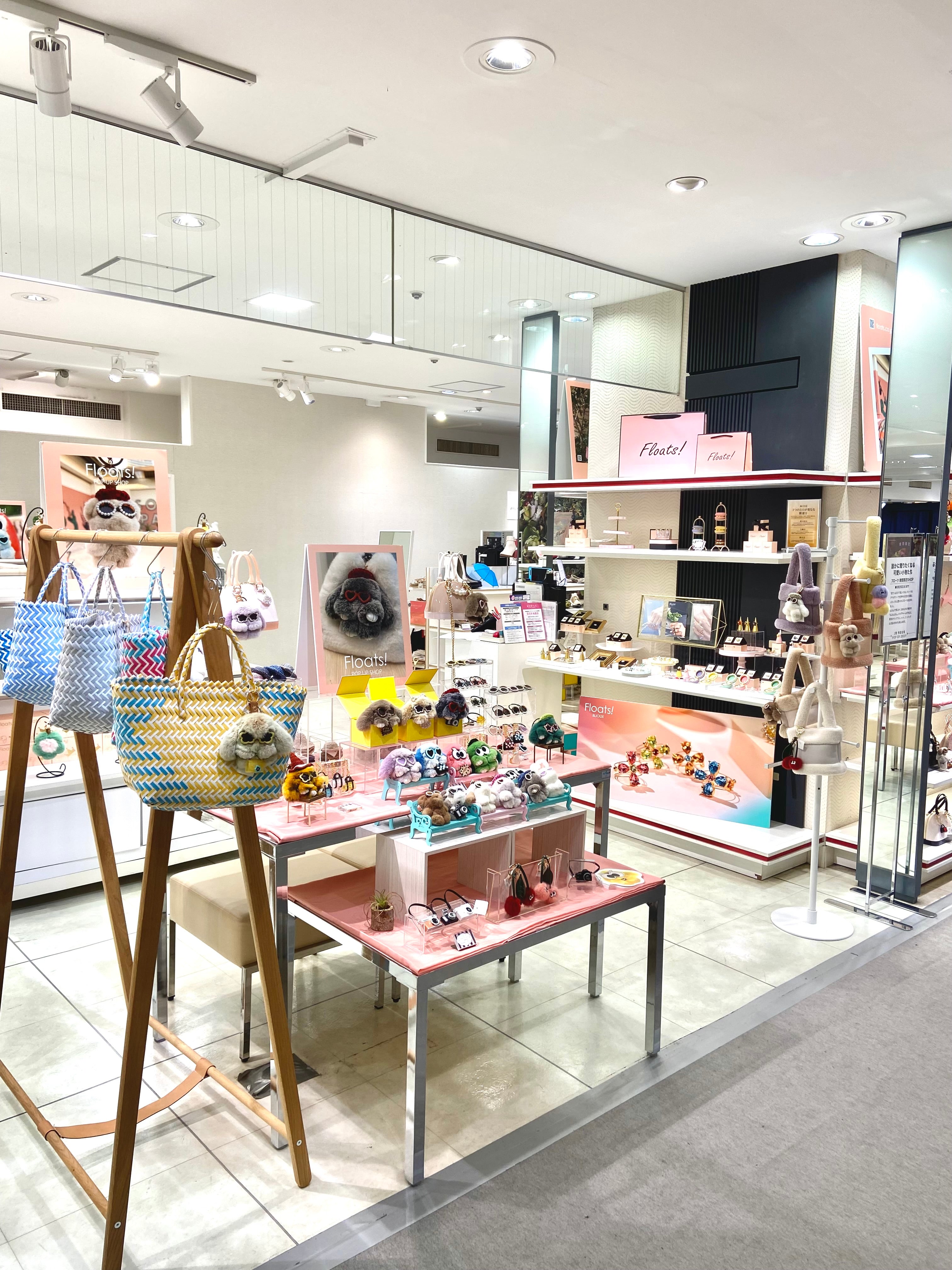 池袋西武百貨店2階 南ゾーン移動