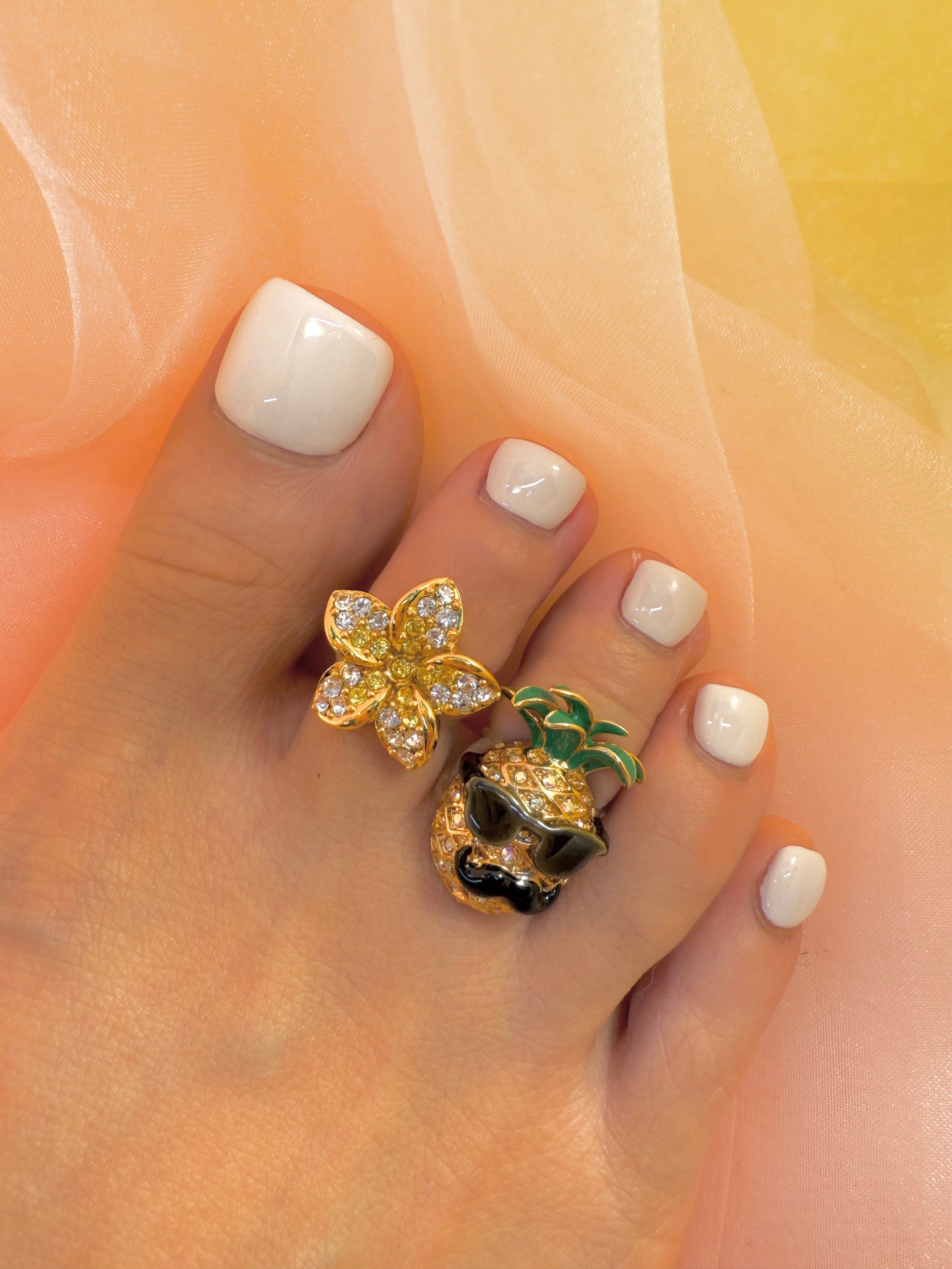 Plumeria J YG Yellow Toe Ring 