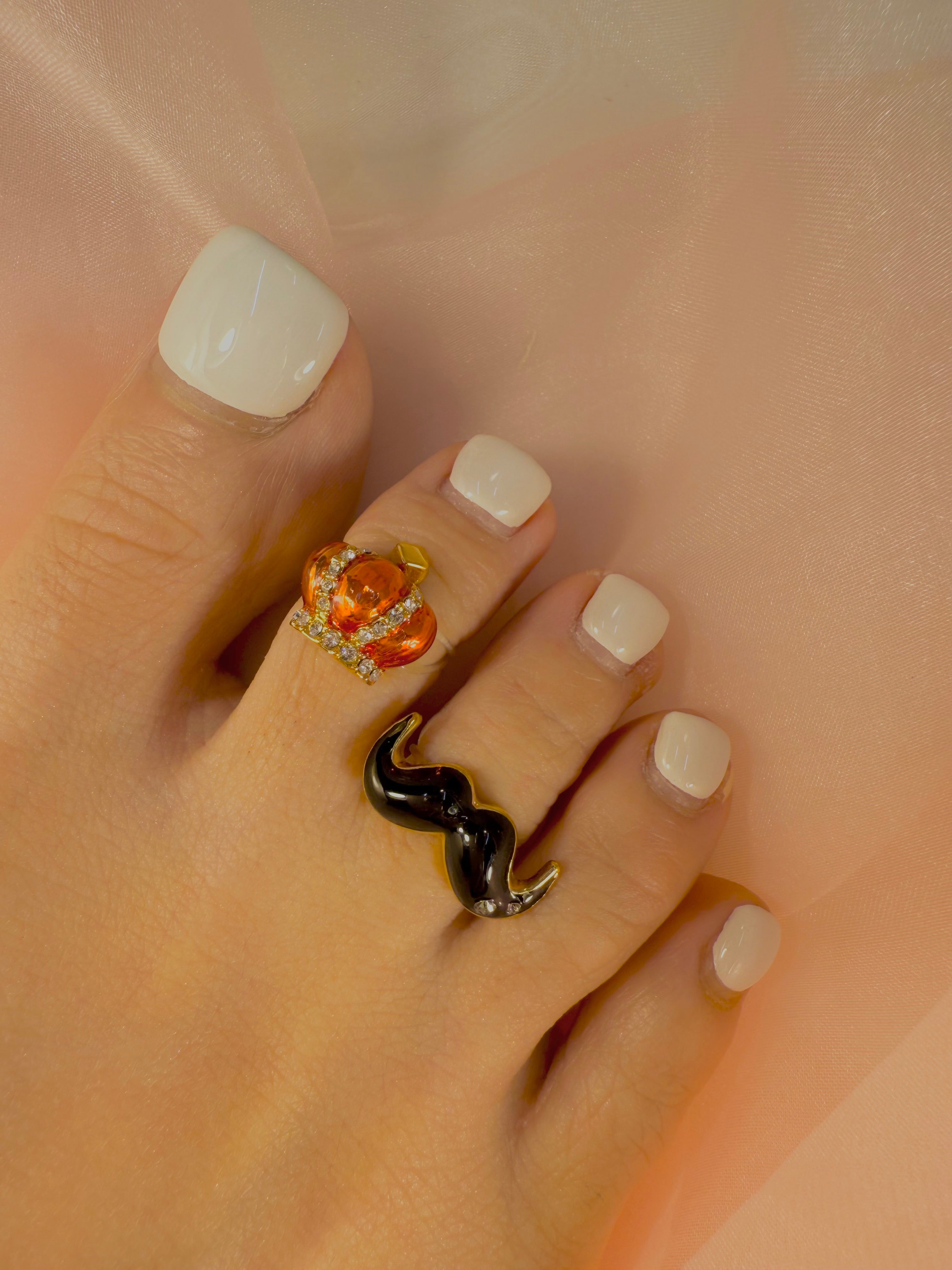 Mustache Toe Ring 
